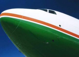 (c) Eva Airways