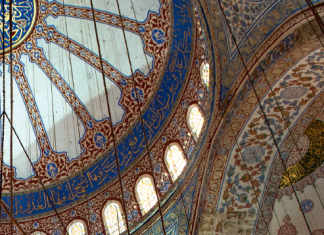 The Blue Mosque is one of Istanbul's must-sees The Blue Mosque is one of Istanbul's must-sees