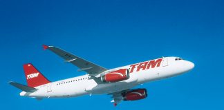 Un appareil de la TAM en vol (DR)