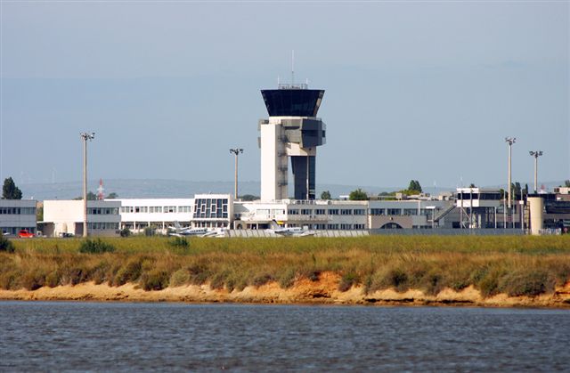 De nouveaux services dédiés aux voyageurs d'affaires accompagnent la croissance de l'aéroport de Montpellier (DR) De nouveaux services dédiés aux voyageurs d'affaires accompagnent la croissance de l'aéroport de Montpellier (DR)