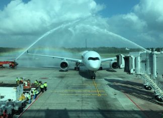 Singapore Airlines célèbre la livraison de son premier A350