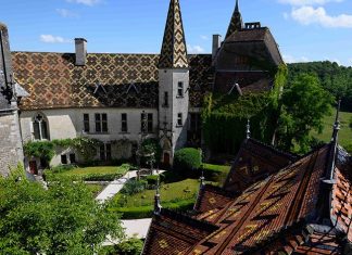 château de la Rochepot