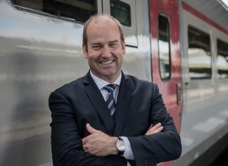 TGV Lyria