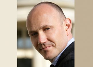 Emmanuel Schott, directeur général des hôtels Tiara France