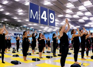 Séance de yoga à Paris CDG