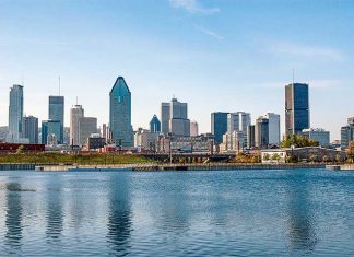 Vue du bassin Peel du canal de Lachine.© Parcs Canada (P.-É. Cadorette)