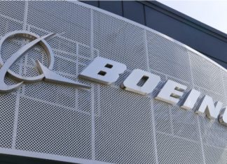 Boeing 737 MAX 8