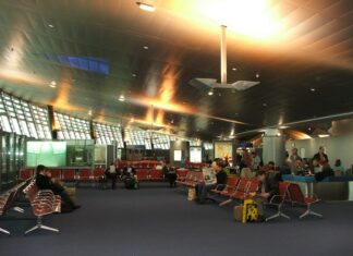 lignes-dlignes-domestiques-aeroport-lyonomestiques-lyon