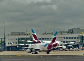 Aéroport-Dusseldorf-Europe