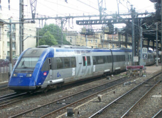 Railcoop compte faire circuler sur la ligne Bordeaux-Lyon des TER X72500 adaptés aux voyages longue distance.