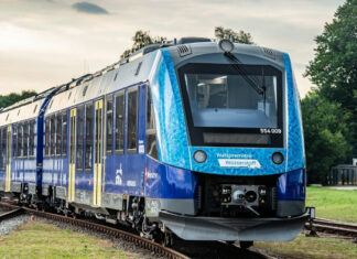 Premier train à hydrogène à entrer en service commercial, le Coradia iLint d'Alstom circulera sur la ligne ferroviaire reliant Cuxhaven, Bremerhaven, Bremervörde et Buxtehude, en Allemagne.