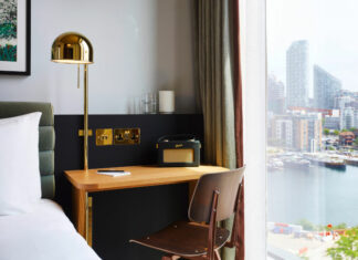 Le Tribe Londres Canary Wharf propose 320 chambres, toutes équipées de bureau et certaines avec vue sur le quartier d'affaires londonien.