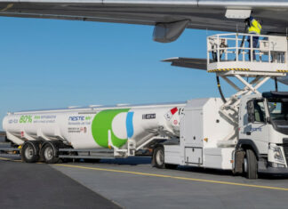Le producteur finlandais Neste, un des principaux acteurs du développement du SAF, le carburant aérien durable.