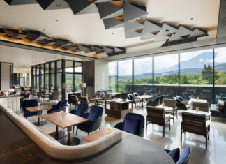 Lobby du Fuji Speedway Hotel, nouveau membre de l'Unbound Collection by Hyatt.
