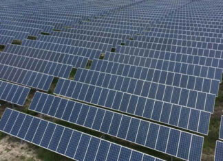 Centrale photovoltaïque de Reden en France.