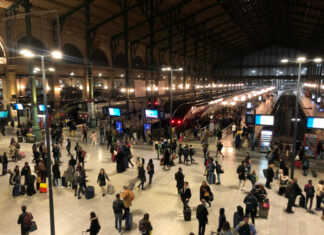 La SNCF a annoncé une hausse moyenne des tarifs TGV et Ouigo de 5% en moyenne, les tarifs affaires portant une large part de cette croissance.