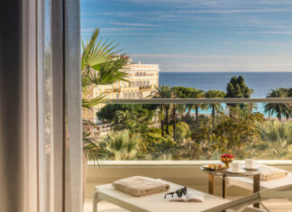 Panorama depuis une chambre Deluxe de l'Anantara Plaza Nice @Richard Waite