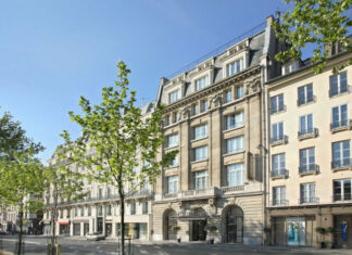 Le Citadines Saint-Germain-des-Prés, en passe de se métamorphoser en hôtel cinq étoiles et futur membre de la Crest Collection.