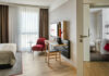 Doté de 360 chambres et de 7 salles de réunion, l'IntercityHotel Berlin Airport BER est situé à proximité directe du hub de la capitale allemande.
