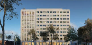L'easyHotel Paris Nord-Aubervilliers, un bâtiment signé KAAN Architecten et développé par Icade.