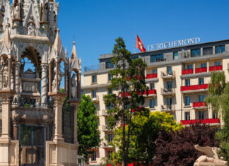 Palace historique de Genève, le Richemond a été racheté par le groupe dubaïote Jumeirah. D'ambitions travaux sont prévus avant sa réouverture en 2025.