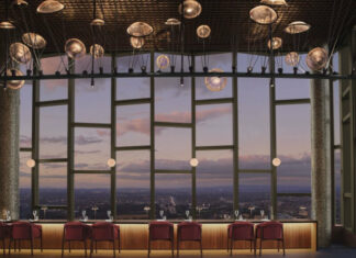 Restaurant Atria du luxueux Ritz Carlton Melbourne, un des hôtels de luxe ouverts par Marriott cette année.