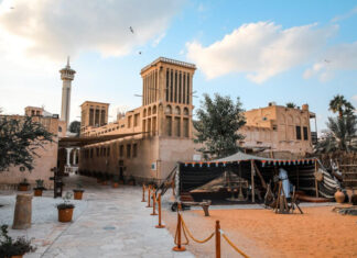 Le quartier historique Al Fahidi, épicentre des traditions à Dubaï.