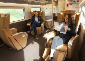 A l'ambiance feutrée, la classe Executive de Trenitalia ne propose que 10 fauteuils.