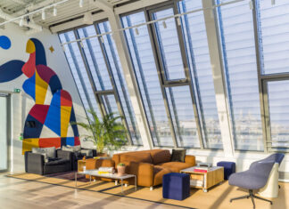 Restructuration de son portefeuille et renégociations des baux, nouvel actionnaire : WeWork pourrait sortir en mai de sa procédure de faillite. (en photo, leWeWork au 7 rue de Madrid à Paris).