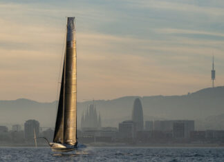 Le défi français Orient Express Racing Team participera à la prochaine Coupe de l'America qui aura lieu à Barcelone de fin août à fin octobre. (c) Alexander Champy-McLean - OERT