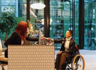 Le groupe Accor s'est lancé dans la labellisation « Tourisme et Handicap » de ses établissements.