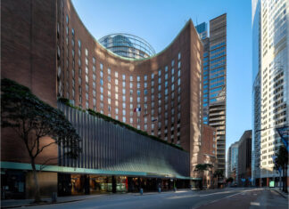 Le Sofitel Sydney Wentworth, hébergé dans un bâtiment des années 60 et plus grande structure en briques de l’hémisphère sud.