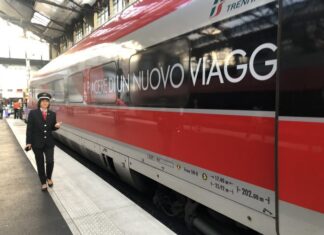 Le Ministre des Transports François Durovray a déclaré : "Dans un cadre de marché ouvert, les règles du jeu peuvent évoluer. Je souhaite que les nouveaux entrants participent à ces enjeux d’aménagement du territoire. Je ne vois pas au nom de quoi ils récupèreraient uniquement les dessertes les plus rentables et ne concourraient pas aux logiques d’aménagement du territoire que nous avons tous en partage"
