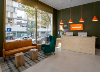 La chaîne économique easyHotel propose un nouvel hôtel en France - son quatrième - à Marseille, dans le quartier d'affaires Euromed.