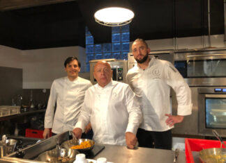 A la place de la carte des bars TGV Inoui signée par le chef étoilé Thierry Marx, la compagnie s'oriente vers une offre plus conviviale.(c) Stéphane Jaladis