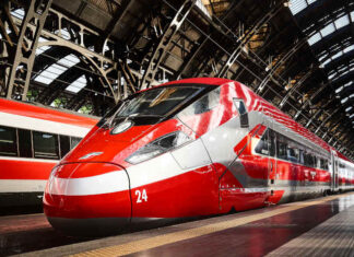La compagnie Trenitalia a annoncé la reprise de la ligne Paris-Milan à partir d'avril, tandis que les premiers Frecciarossa commenceront à rouler entre Paris et Marseille à la mi juin.