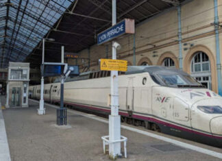 Avec la liaison TGV Lyon-Barcelone comme fer de lance, la Renfe vient de franchir le cap du million de passagers en France.