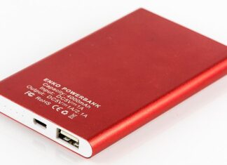 La batterie Enko Powerbank 4000mAh (Photo: Wikipedia-© Raimond Spekking / CC BY-SA 4.0 (via Wikimedia Commons)