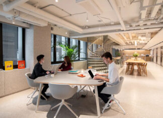 IWG, la maison mère de Regus, Spaces, HQ et Signature, offrait 3989 centres d'affaires en fin d'année dernière.