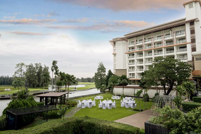 Hilton Bangkok Suvarnabhumi Golf Resort & Spa