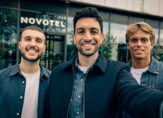 Pour appuyer sa philosophie "Longevity Everyday", Novotel s'appuie sur le collectif 37. (ici en photo, le créateur culinaire Alfie Steiner, l'ex footballeur Javier Pastore et le champion olympique de surf Kauli Vaast).