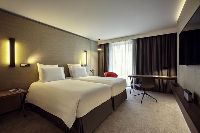 One of the rooms at the Radisson Blu CDG Airport Terminal, Paris