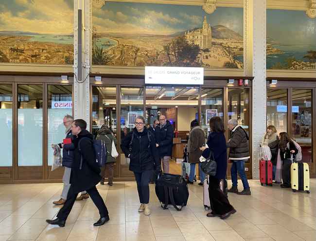 Salon Grand Voyageur de Paris Gare de Lyon (SJ)