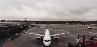 Si les carburants durables vont réduire les émissions du transport aérien, The Shift Project et l'association Aero Decarbo plaident aussi pour une réduction du trafic.