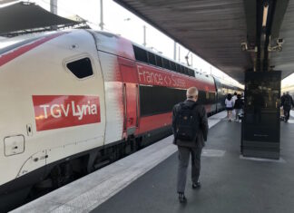 TGV Lyria services to Lausanne, Basel and Zurich will be affected by line works. (c) S. Jaladis