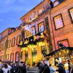 Marché de Noël devant l&rsquo;hôtel de ville Montbéliard