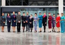 Les personnels de bord des compagnies oneworld présentes à Heathrow (Photo : oneworld)