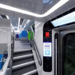 Plus confortables, plus fiables, plus capacitaires : la nouvelle rame du RER B a commencé à rouler, avant une entrée en service en 2028. © ALSTOM SA 2026 – Samuel Dhote | MI20