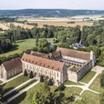 L&rsquo;abbaye de Royaumont, vue depuis un drone (c) Aerofillm