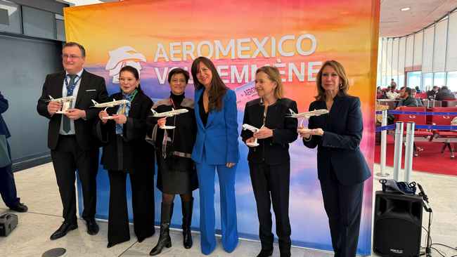 Inauguration of the Paris-Monterrey flight last April (Aeromexico) Inauguration of the Paris-Monterrey flight last April (Aeromexico)